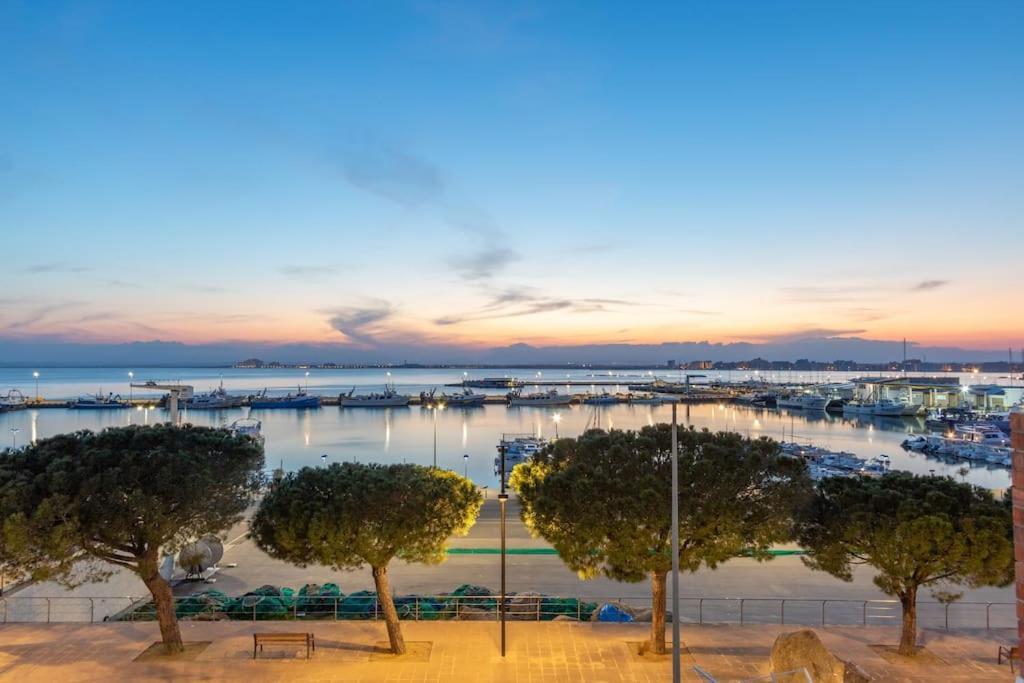 Merce 30-Amplia Casa De Vacaciones Con Vistas Al Mar Росас Экстерьер фото