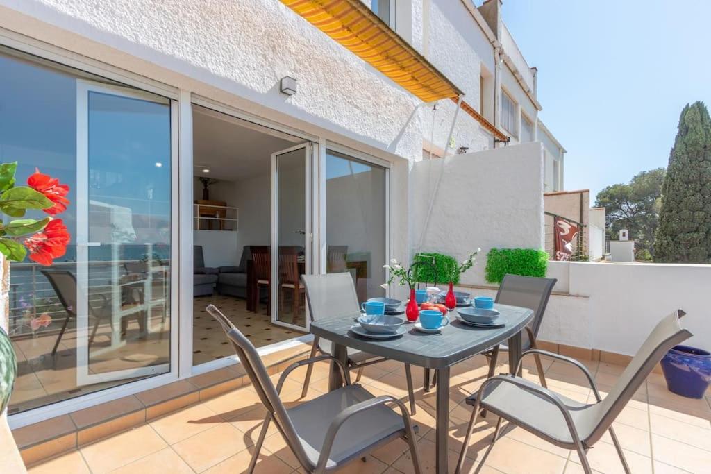 Merce 30-Amplia Casa De Vacaciones Con Vistas Al Mar Росас Экстерьер фото